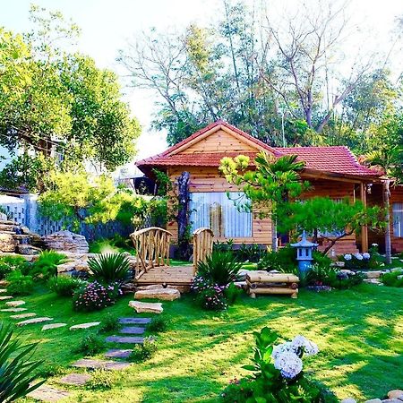 Sora Homestay Plây Ku Exterior foto