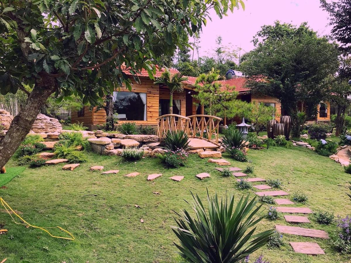Sora Homestay Plây Ku Exterior foto