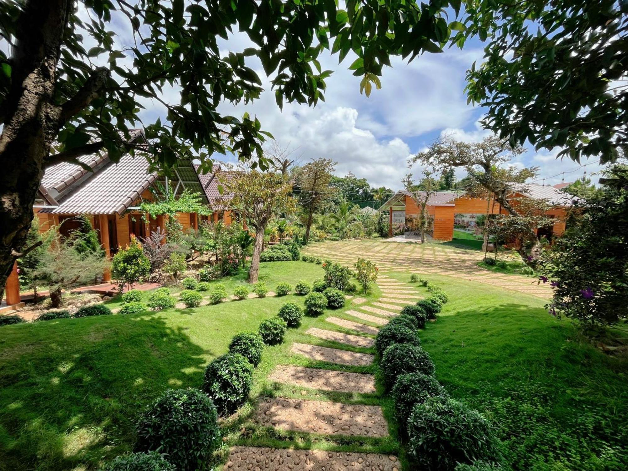 Sora Homestay Plây Ku Exterior foto